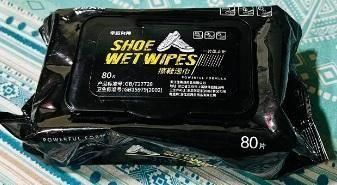 Natural Sneaker & Shoe Cleaner Wipes (Pack of 80)